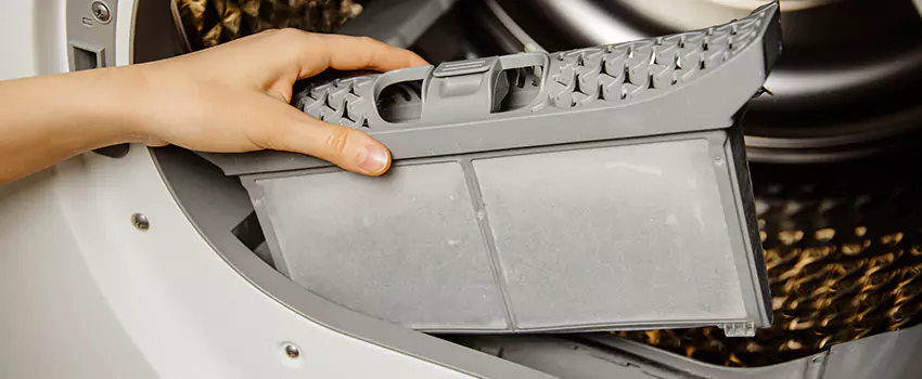 Signs Of A Clogged Dryer Lint Trap in Tamiami, Florida